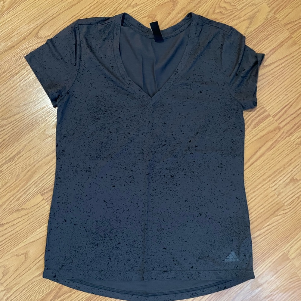 Adidas T-Shirt